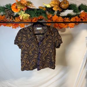 Urban outfitters, extra small short sleeve button down